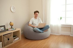 Inflatable beanless bag discount chair