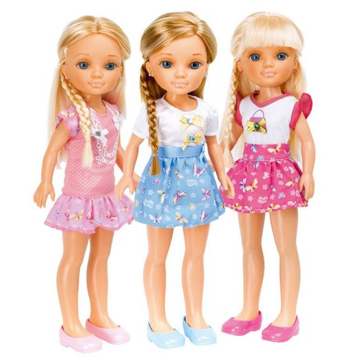 Muñecas y Peluches