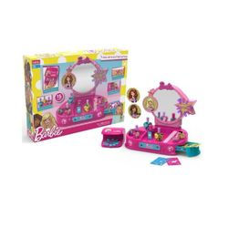 Barbie-Nagelstudio mit Glitzer und Tattoos