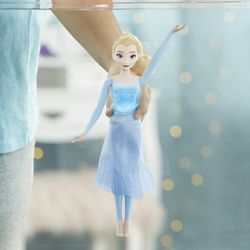 Disney La Reine des Neiges Elsa Lumière aquatique