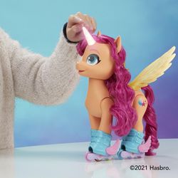 Hasbro My Little Pony Sunny Canta y Patina