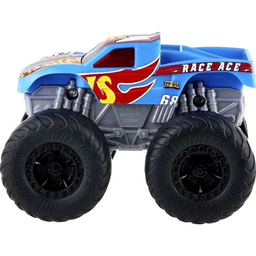 Hot Wheels Monster Trucks Roarin’ Wreckers Race Ace 1:43