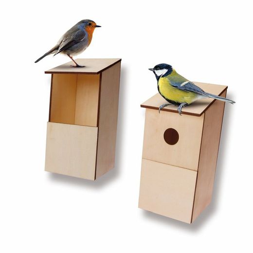 Artisanat font le nid de l'oiseau de jeu