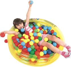 Aufblasbares Bällebad