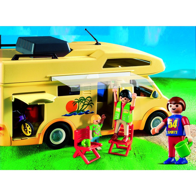 Les Playmobil en vacances ! Une caravane et ses habitants de 1977 ! Vintage  et amusant - Loulou et Gaga