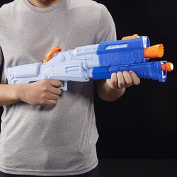 Nerf Pistolet A Eau Super Soaker Fortnite TS-R